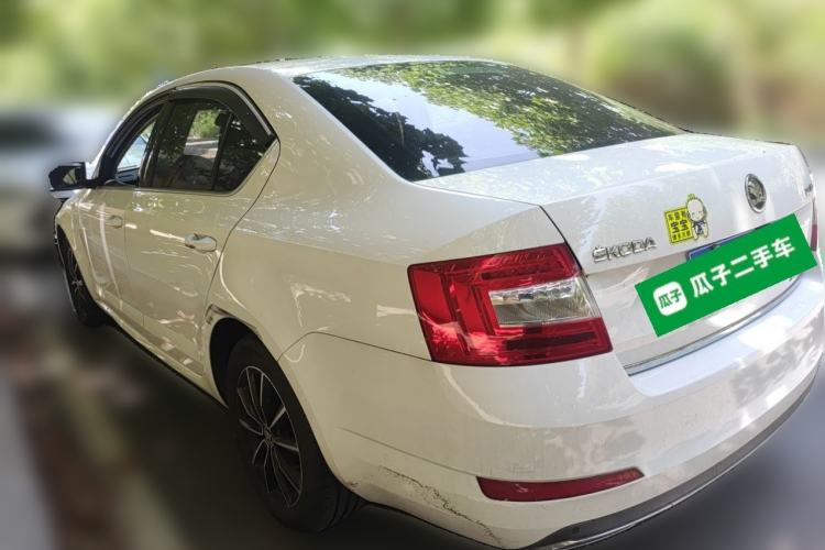 Used Skoda Octavia 2017 1.6L Automatic Smart Drive Edition Rear Left 45 Deg