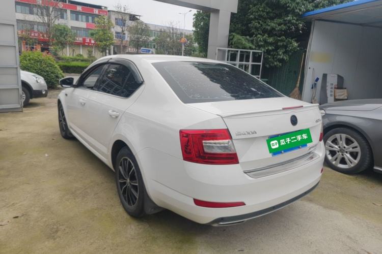 Used Skoda Octavia 2017 1.6L Automatic Smart Drive Edition Rear Left 45 Deg