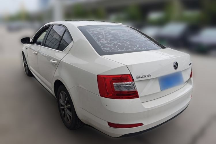 Used Skoda Octavia 2017 1.6L Automatic Chuanxing Edition Rear Left 45 Deg
