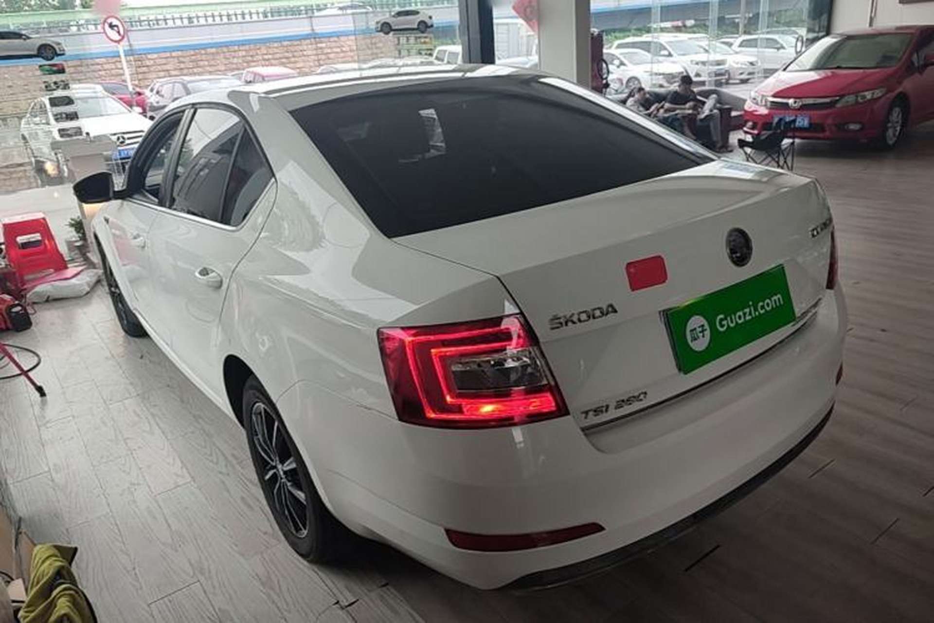 Used Skoda Octavia 2017 TSI280 DSG Smart Drive Edition Rear Left 45 Deg
