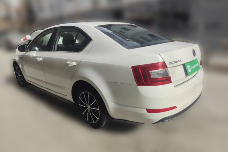 Used Skoda Octavia 2017 1.6L Manual Smart Drive Edition Rear Left 45 Deg