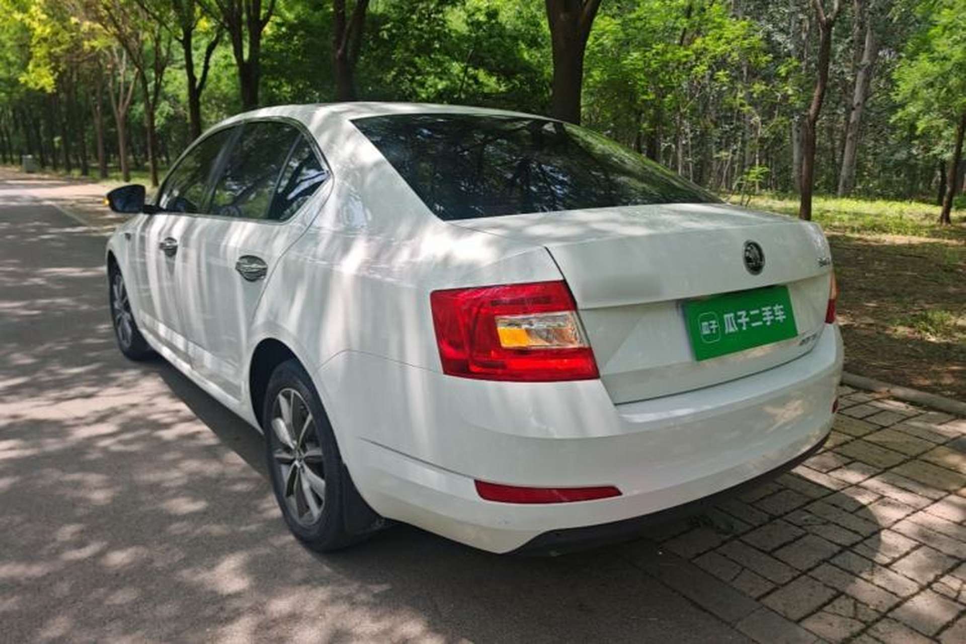 Used Skoda Octavia 2017 1.6L Manual Trend Edition Rear Left 45 Deg