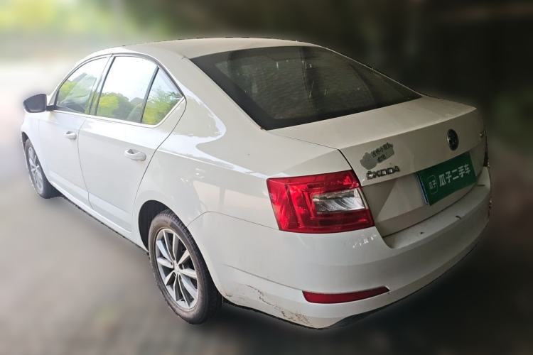 Used Skoda Octavia 2017 Classic Model 1.6L Manual Comfort Edition Rear Left 45 Deg