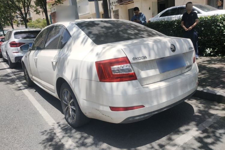 Used Skoda Octavia 2017 1.6L Automatic Chuanxing Edition Rear Left 45 Deg