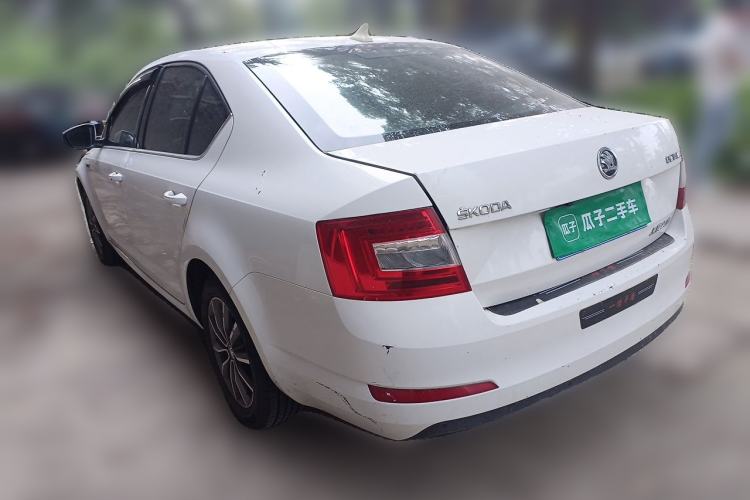 Used Skoda Octavia 2017 1.6L Automatic Chuanxing Edition Rear Left 45 Deg