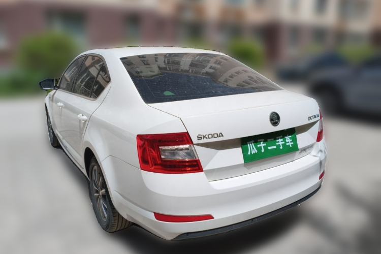 Used Skoda Octavia 2017 1.6L Automatic Chuanxing Edition Rear Left 45 Deg