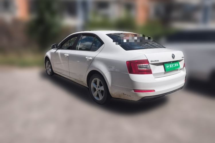 Used Skoda Octavia 2017 1.6L Automatic Front-Wheel Drive Model Rear Left 45 Deg