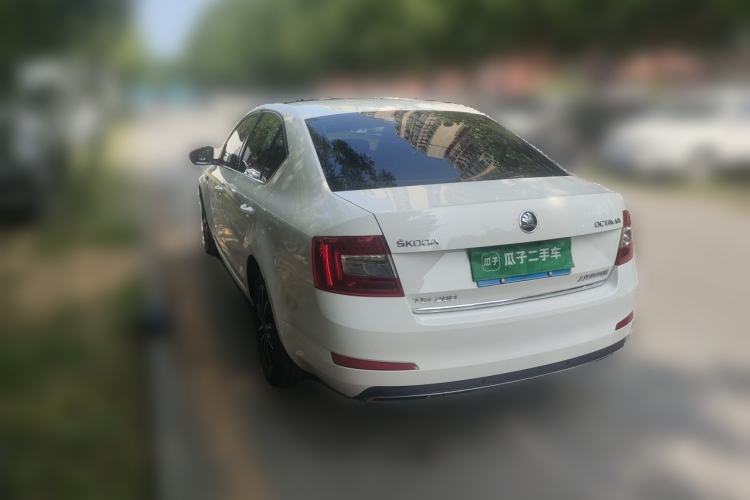 Used Skoda Octavia 2017 TSI280 DSG Smart Drive Edition Rear Left 45 Deg