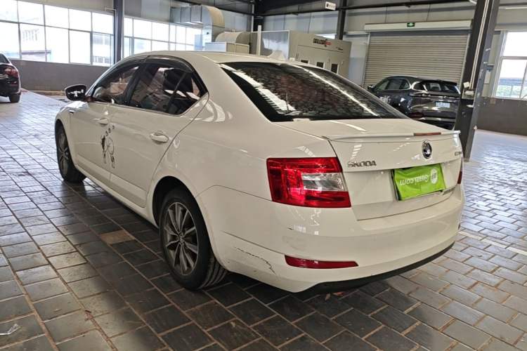 Used Skoda Octavia 2017 1.6L Manual Trend Edition Rear Left 45 Deg