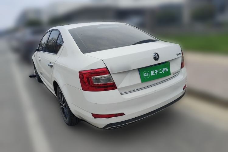 Used Skoda Octavia 2017 1.6L Manual Smart Drive Edition Rear Left 45 Deg
