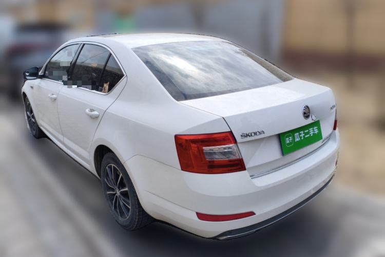 Used Skoda Octavia 2017 1.6L Manual Smart Drive Edition Rear Left 45 Deg