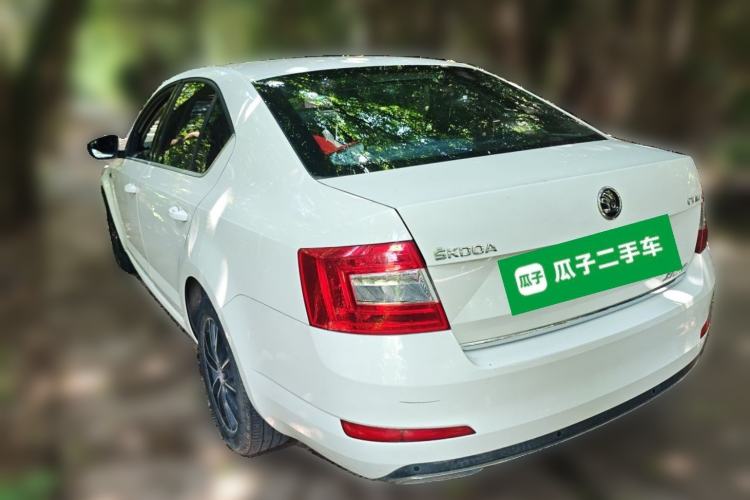 Used Skoda Octavia 2017 1.6L Manual Smart Drive Edition Rear Left 45 Deg
