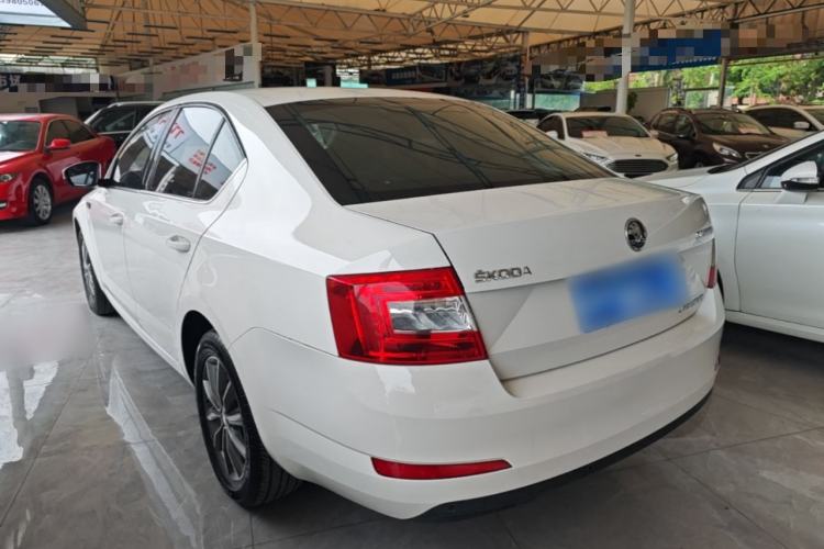 Used Skoda Octavia 2017 1.6L Automatic Chuanxing Edition Rear Left 45 Deg