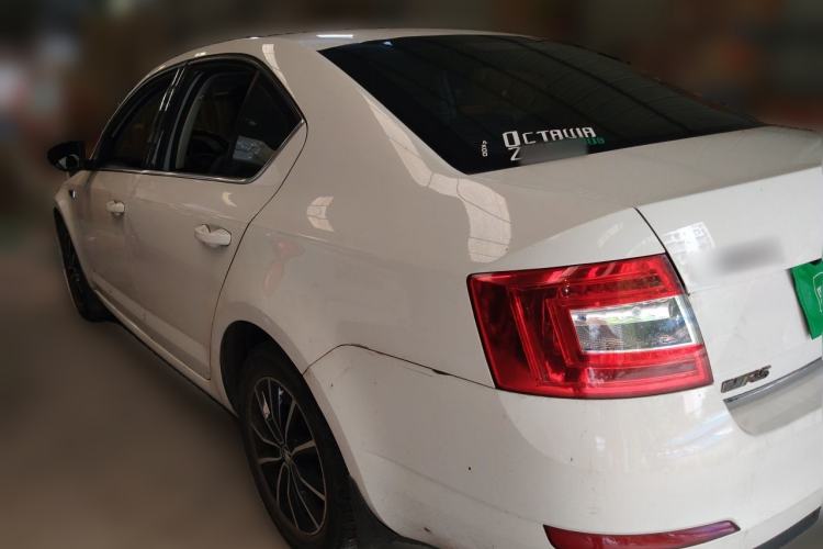Used Skoda Octavia 2017 1.6L Automatic Smart Drive Edition Rear Left 45 Deg