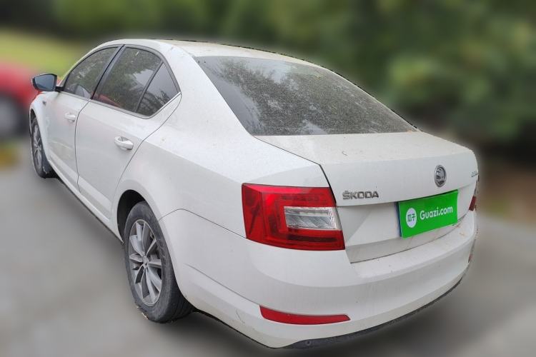 Used Skoda Octavia 2017 1.6L Automatic Chuanxing Edition Rear Left 45 Deg