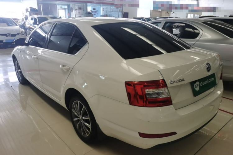 Used Skoda Octavia 2017 1.6L Manual Trend Edition Rear Left 45 Deg