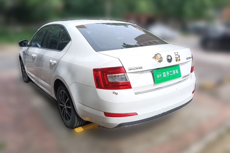 Used Skoda Octavia 2017 1.6L Automatic Smart Drive Edition Rear Left 45 Deg