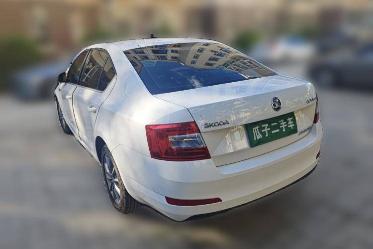 Used Skoda Octavia 2017 1.6L Automatic Chuanxing Edition Rear Left 45 Deg