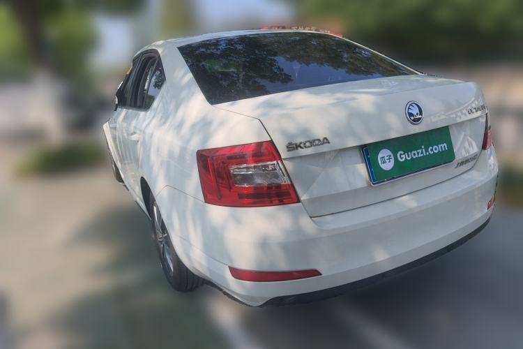 Used Skoda Octavia 2017 1.6L Automatic Chuanxing Edition Rear Left 45 Deg
