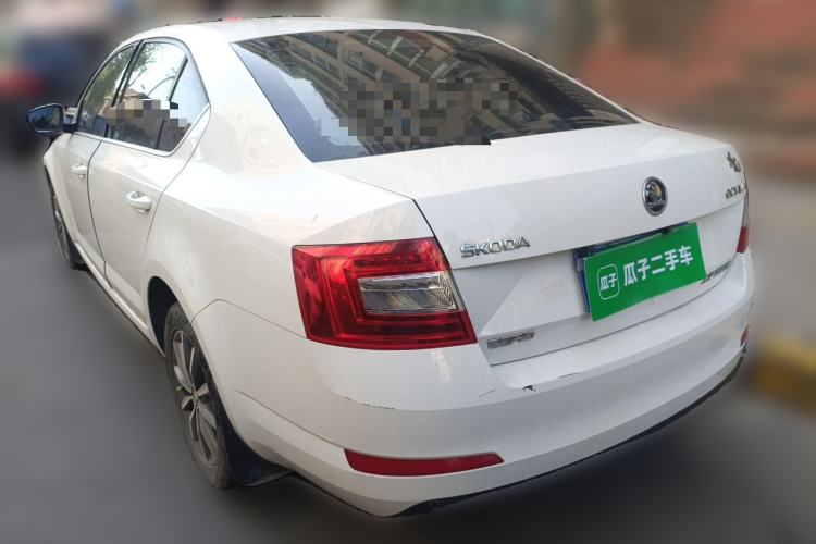 Used Skoda Octavia 2017 Classic Model 1.6L Manual Comfort Edition Rear Left 45 Deg