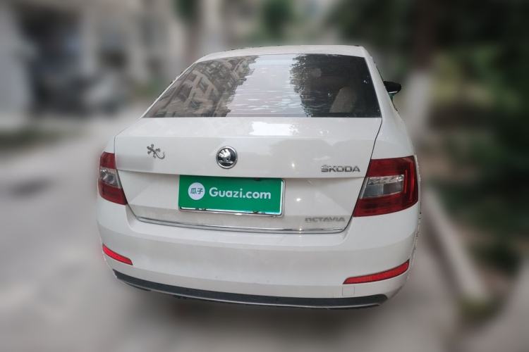 Used Skoda Octavia 2017 1.6L Automatic Smart Drive Edition Rear