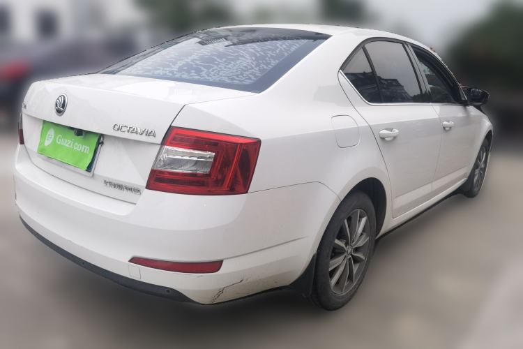 Used Skoda Octavia 2017 Classic Model 1.6L Automatic Comfort Edition Rear Right 45 Deg