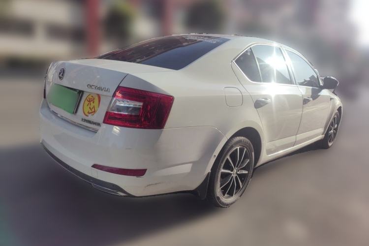 Used Skoda Octavia 2017 1.6L Automatic Smart Drive Edition Rear Right 45 Deg