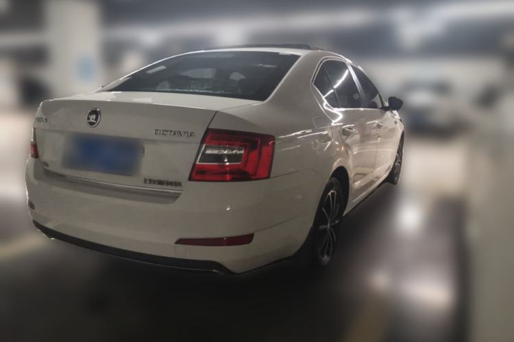 Used Skoda Octavia 2017 TSI280 DSG Smart Drive Edition Rear Right 45 Deg