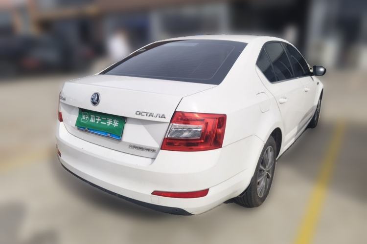 Used Skoda Octavia 2017 1.6L Manual Trend Edition Rear Right 45 Deg