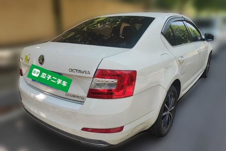 Used Skoda Octavia 2017 1.6L Automatic Smart Drive Edition Rear Right 45 Deg