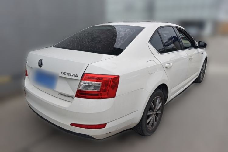 Used Skoda Octavia 2017 1.6L Automatic Chuanxing Edition Rear Right 45 Deg