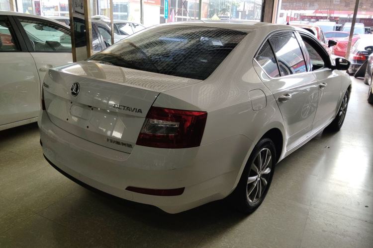 Used Skoda Octavia 2017 Classic Model 1.6L Automatic Comfort Edition Rear Right 45 Deg