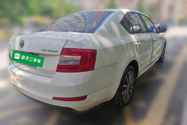 Used Skoda Octavia 2017 1.6L Manual Trend Edition Rear Right 45 Deg