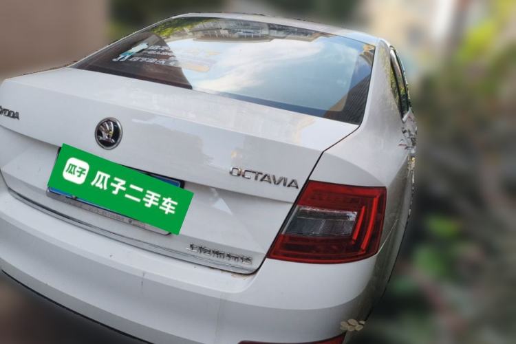 Used Skoda Octavia 2017 1.6L Manual Smart Drive Edition Rear Right 45 Deg