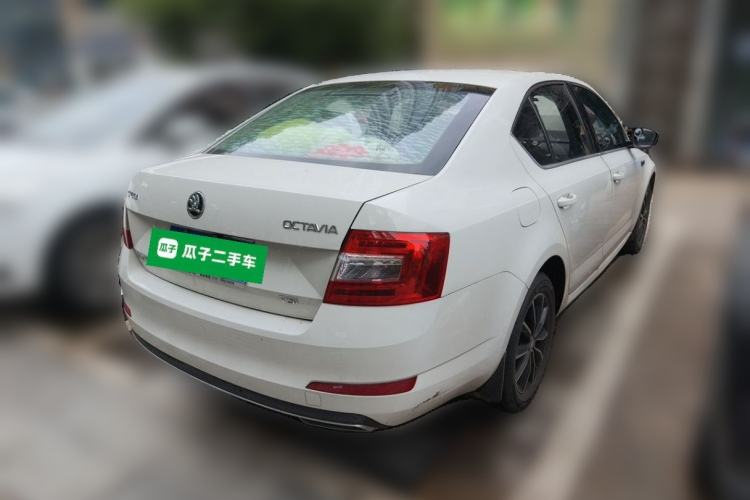 Used Skoda Octavia 2017 TSI280 DSG Smart Drive Edition Rear Right 45 Deg