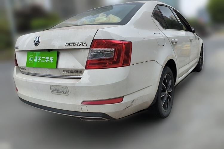 Used Skoda Octavia 2017 TSI280 DSG Smart Drive Edition Rear Right 45 Deg