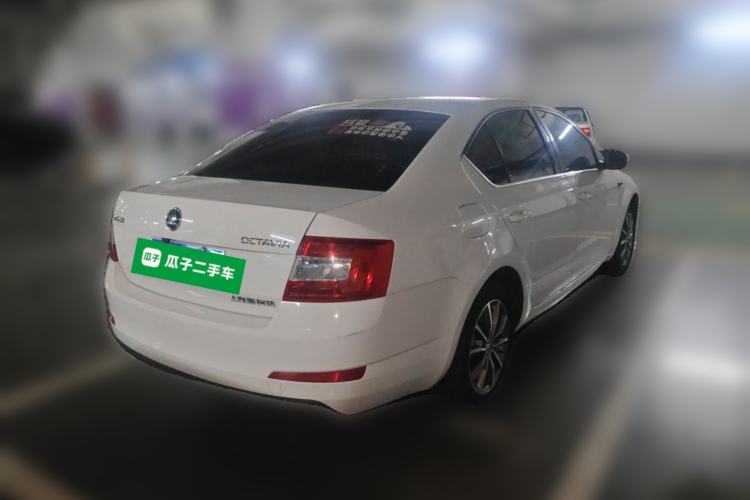 Used Skoda Octavia 2017 1.6L Automatic Chuanxing Edition Rear Right 45 Deg