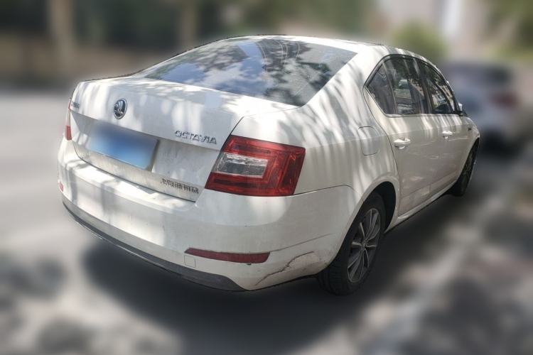 Used Skoda Octavia 2017 1.6L Automatic Chuanxing Edition Rear Right 45 Deg