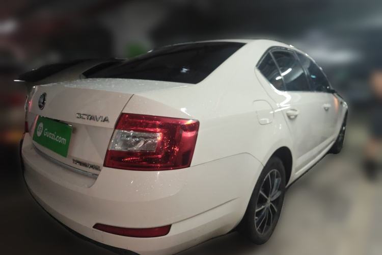 Used Skoda Octavia 2017 Classic Model 1.6L Automatic Comfort Edition Rear Right 45 Deg