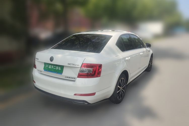 Used Skoda Octavia 2017 TSI280 DSG Smart Drive Edition Rear Right 45 Deg