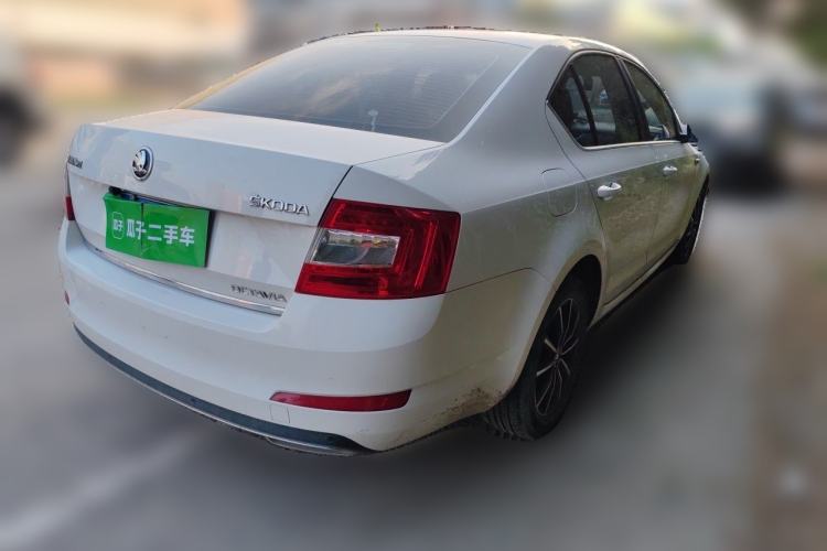 Used Skoda Octavia 2017 1.6L Automatic Smart Drive Edition Rear Right 45 Deg
