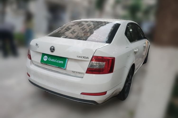 Used Skoda Octavia 2017 1.6L Automatic Smart Drive Edition Rear Right 45 Deg