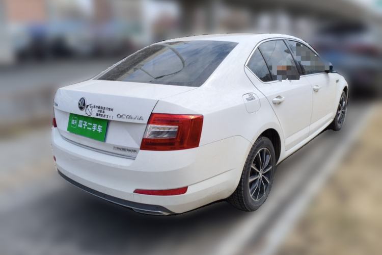 Used Skoda Octavia 2017 1.6L Manual Smart Drive Edition Rear Right 45 Deg