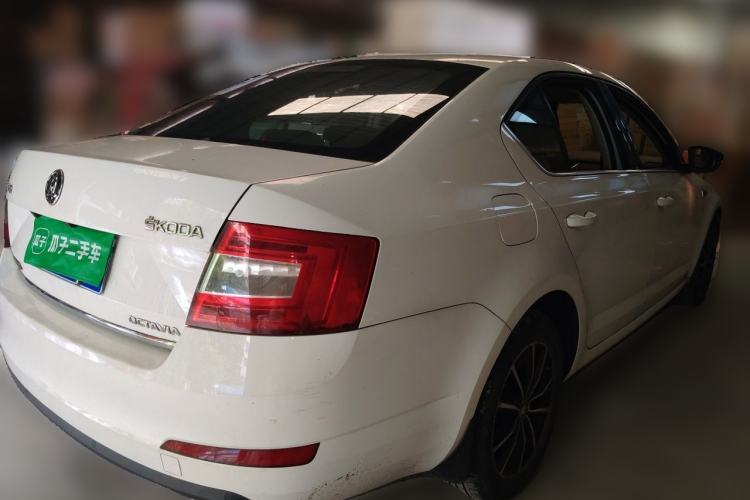 Used Skoda Octavia 2017 1.6L Automatic Smart Drive Edition Rear Right 45 Deg