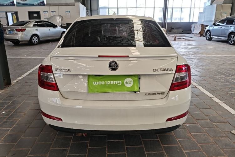 Used Skoda Octavia 2017 1.6L Manual Trend Edition Rear
