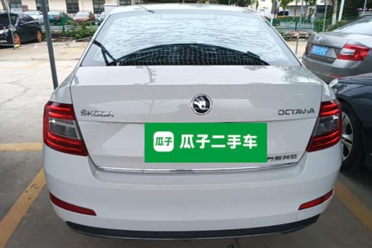 Used Skoda Octavia 2017 1.6L Automatic Smart Drive Edition Rear