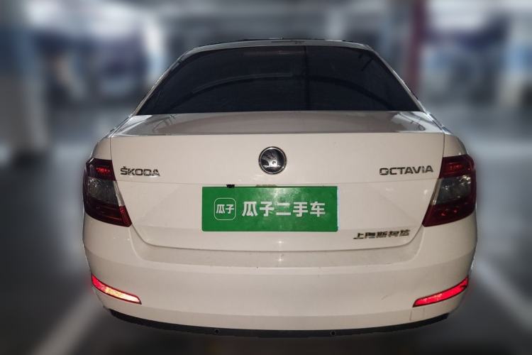Used Skoda Octavia 2017 Classic Model 1.6L Automatic Comfort Edition Rear