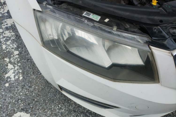 Used Skoda Octavia 2017 1.6L Manual Smart Drive Edition Right Front Headlight