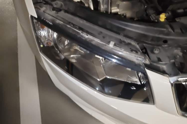 Used Skoda Octavia 2017 1.6L Automatic Chuanxing Edition Right Front Headlight