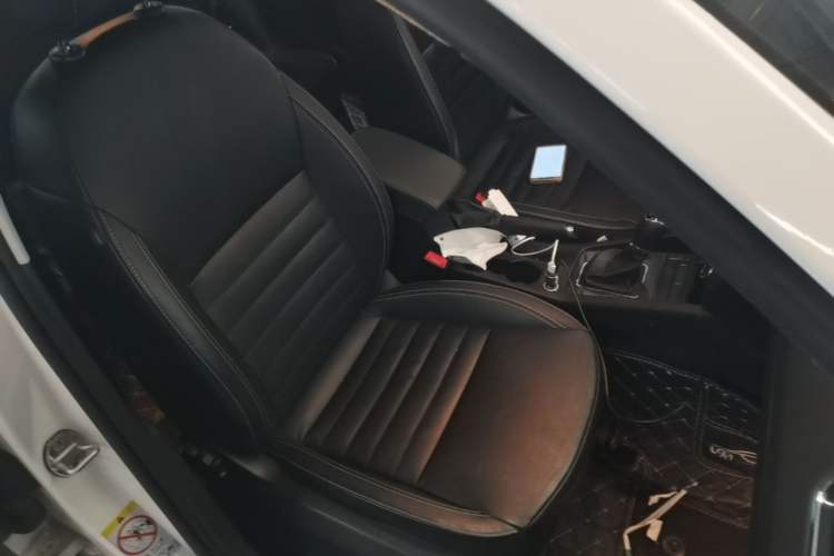 Used Skoda Octavia 2017 1.6L Automatic Smart Drive Edition Right Front Seat